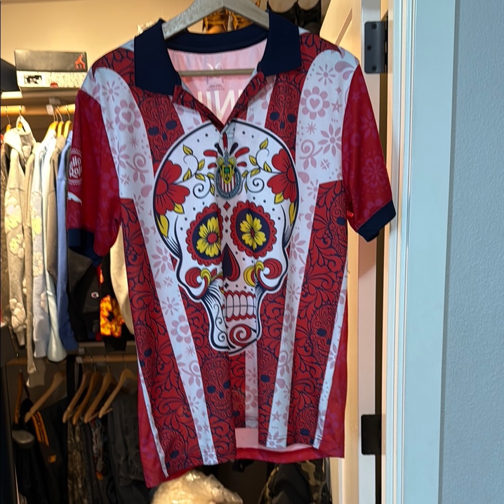 Chivas skull jersey